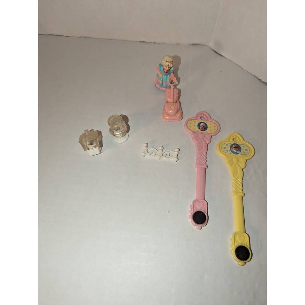Vintage Precious Places Fisher Price #5205 Mom at Work Magnetic Playset Parts